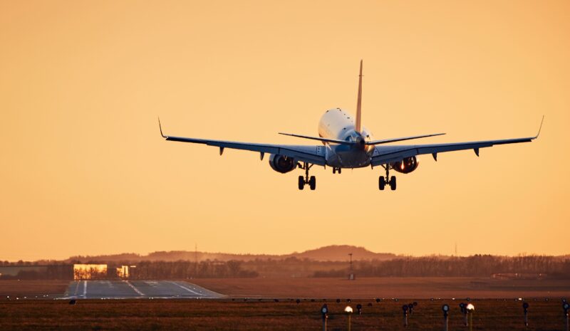 El Aeropuerto de Valencia alcanza su límite operativo, necesitando una ampliación urgente