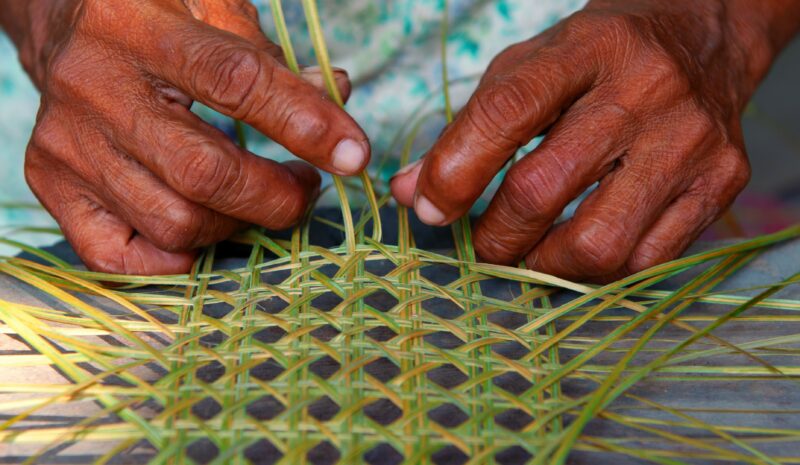 Las indicaciones geográficas de productos (IGP) artesanales e industriales: Una oportunidad para la internacionalización