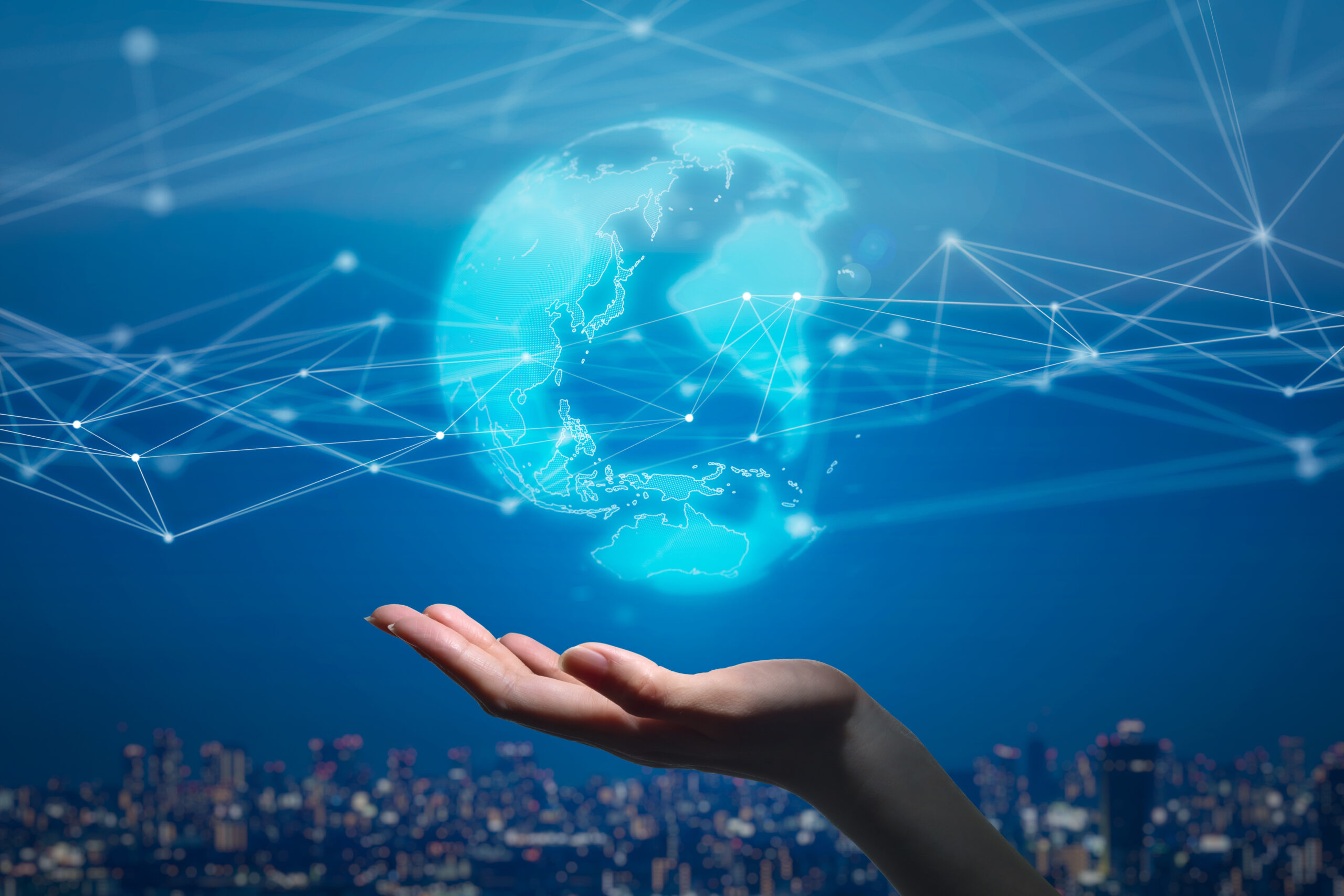 Una mano sujetando el mundo